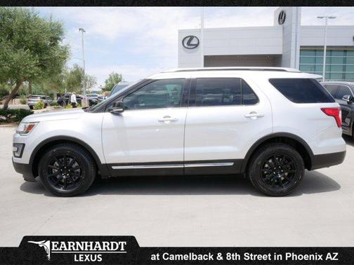 Ingot Silver 2017 Ford Explorer XLT