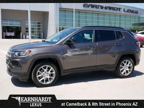 2022 Jeep Compass Latitude Lux