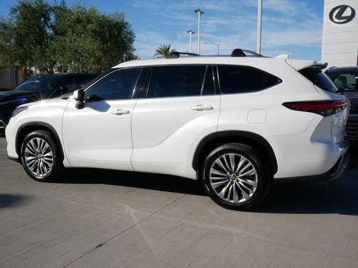 2021 Toyota Highlander Platinum