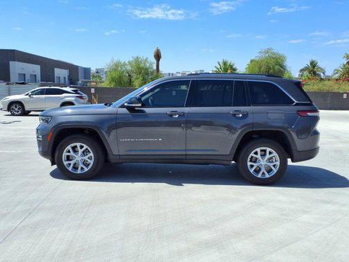 2023 Jeep Grand Cherokee Limited X