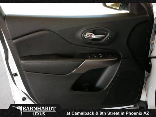 Bright White Clearcoat 2020 Jeep Cherokee Limited