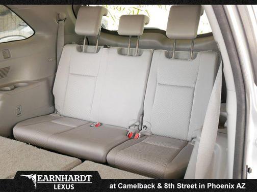 Celestial Silver Metallic 2017 Toyota Highlander LE I4