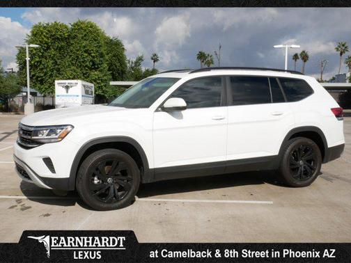 2022 Volkswagen Atlas 3.6L SE w/Technology