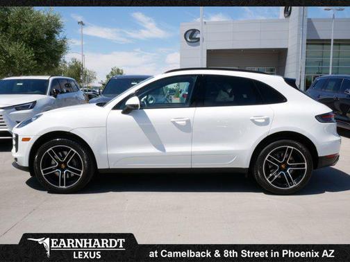 White 2021 Porsche Macan Macan