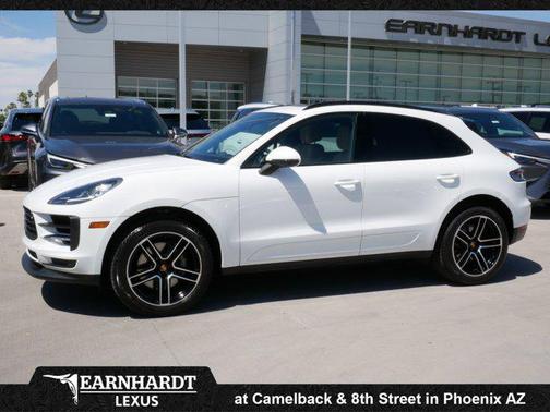 White 2021 Porsche Macan Macan