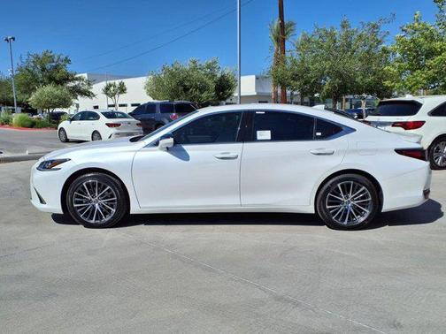 2025 Lexus ES 300h Base