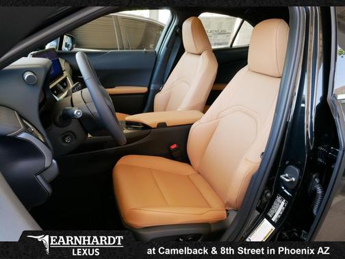 0223 2026 Lexus UX 300h Premium