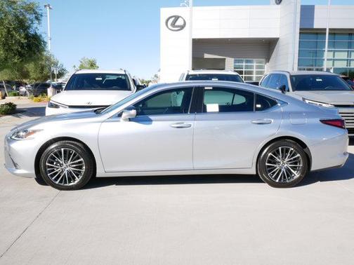 2025 Lexus ES 350 Base