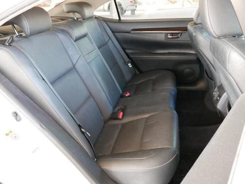 2015 Lexus ES 350 Base