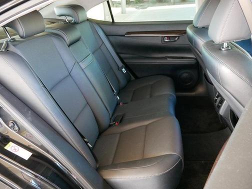 2018 Lexus ES 350 Base