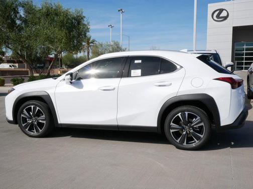 2026 Lexus UX 300h Base