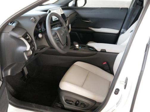 2026 Lexus UX 300h Base