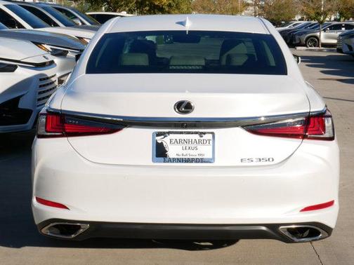 2025 Lexus ES 350 Base