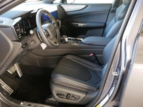 2026 Lexus NX 450h+ F SPORT Handling