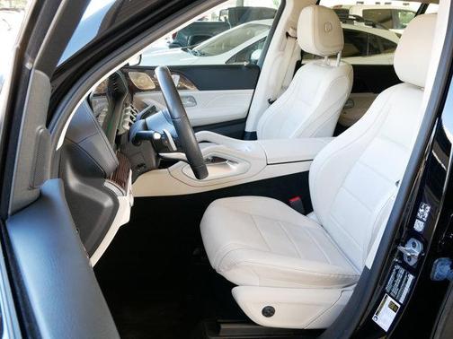 2023 Mercedes-Benz GLS 450 4MATIC