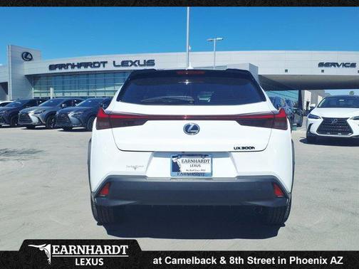 2026 Lexus UX 300h Base