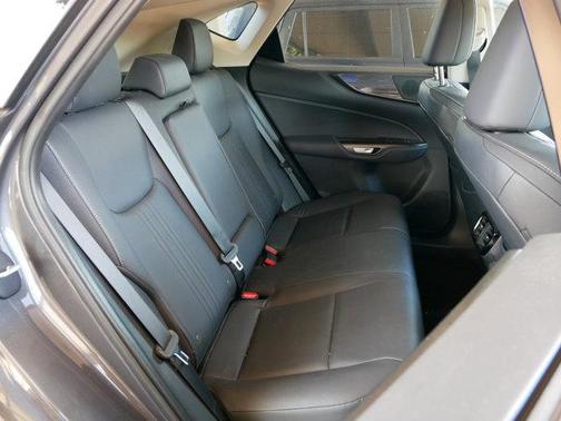 2025 Lexus NX 250 Premium