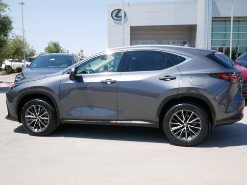2025 Lexus NX 250 Premium