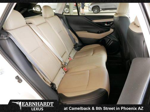 Crystal White Pearl 2022 Subaru Outback Limited