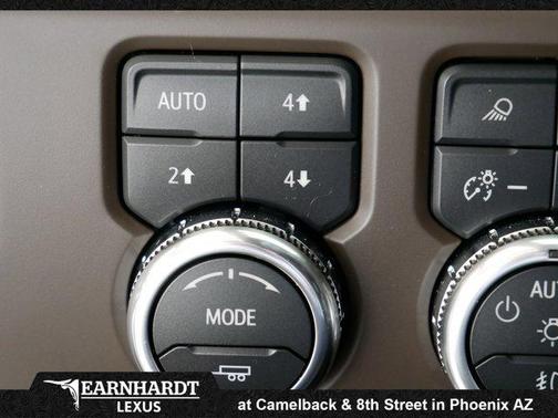 White Frost Tricoat 2025 GMC Sierra 1500 Denali