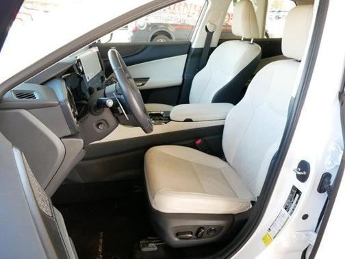 2025 Lexus NX 350h Luxury