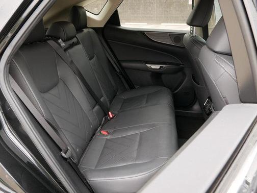 2023 Lexus NX 450h+ Luxury