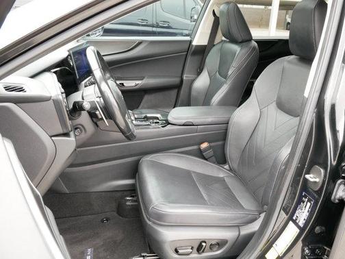 2023 Lexus NX 450h+ Luxury