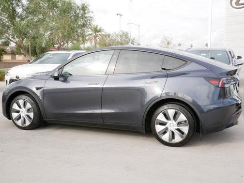 2024 Tesla Model Y Long Range Dual Motor All-Wheel Drive