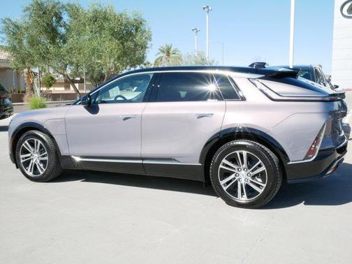 2025 Cadillac LYRIQ Luxury