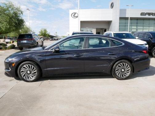 2023 Hyundai SONATA Hybrid Limited