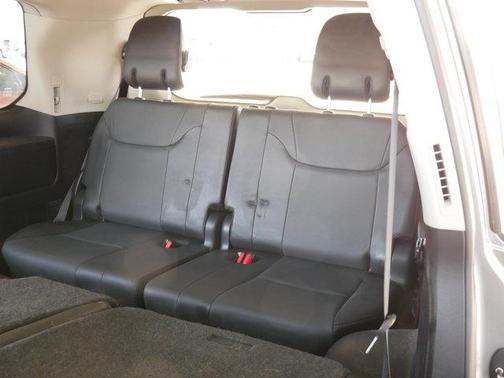 2017 Lexus LX 570 Base