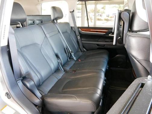2017 Lexus LX 570 Base