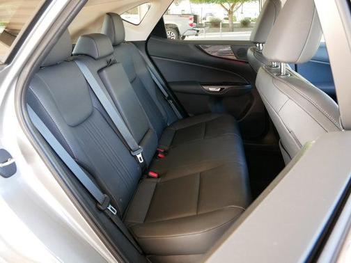 2025 Lexus NX 350h Premium