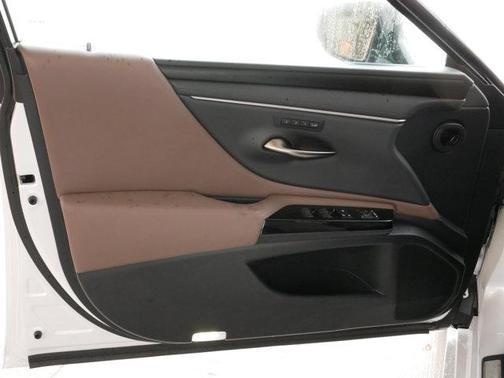 2025 Lexus ES 350 Base