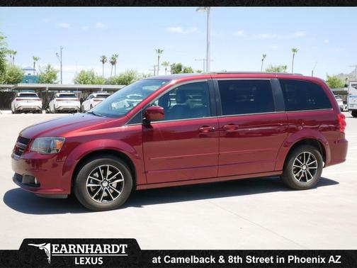 Octane Red Pearlcoat 2017 Dodge Grand Caravan GT