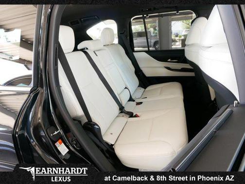 2026 Lexus LX 700h Luxury