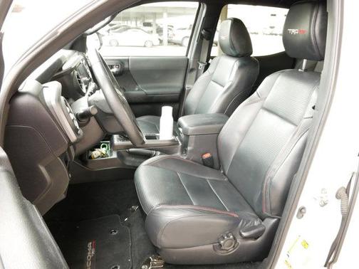 2017 Toyota Tacoma Base