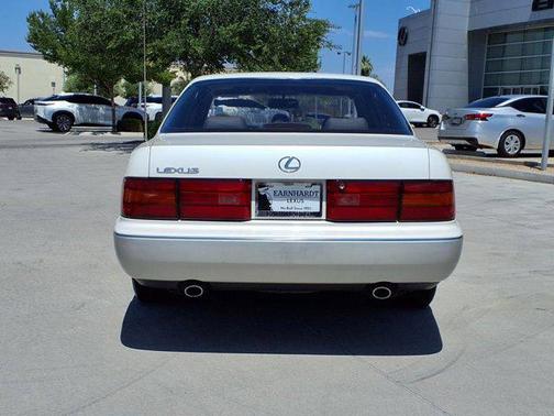 1990 Lexus LS 400 Base