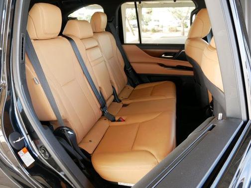 2023 Lexus LX 600 Luxury