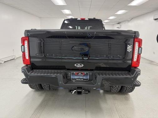 2025 Ford F-350 Lariat