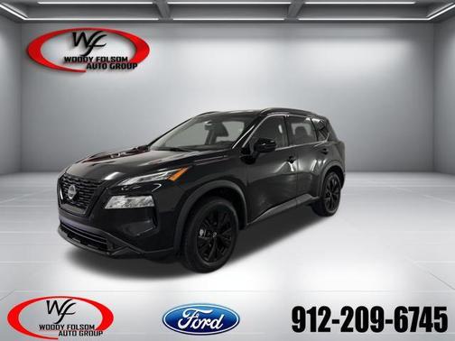 Super Black 2023 Nissan Rogue SV