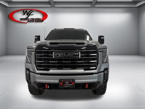 Sterling Metallic 2024 GMC Sierra 2500 AT4