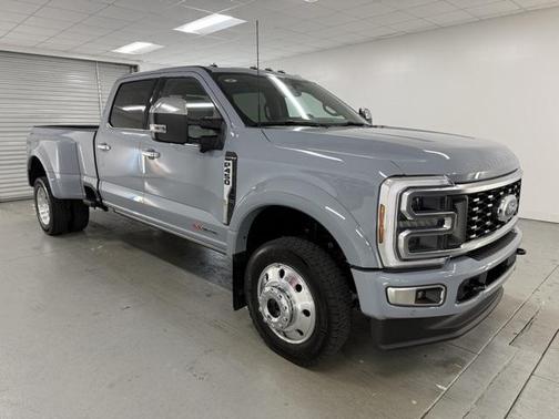 2026 Ford F-450 Platinum