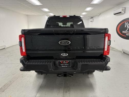 2026 Ford F-350 Lariat