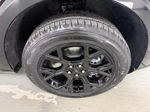 2025 Ford Maverick Lobo Standard