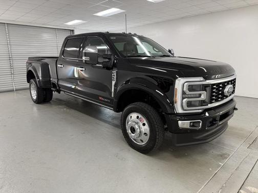 2026 Ford F-450 Platinum