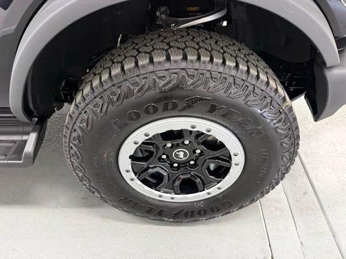 Shadow Black 2026 Ford Bronco Outer Banks