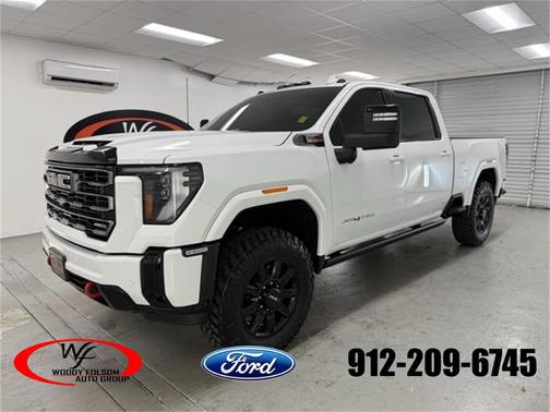 2025 GMC Sierra 2500 AT4