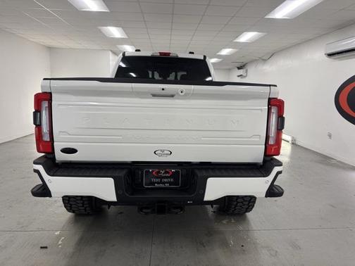 2026 Ford F-350 Platinum