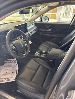 2025 Lincoln Corsair Premiere